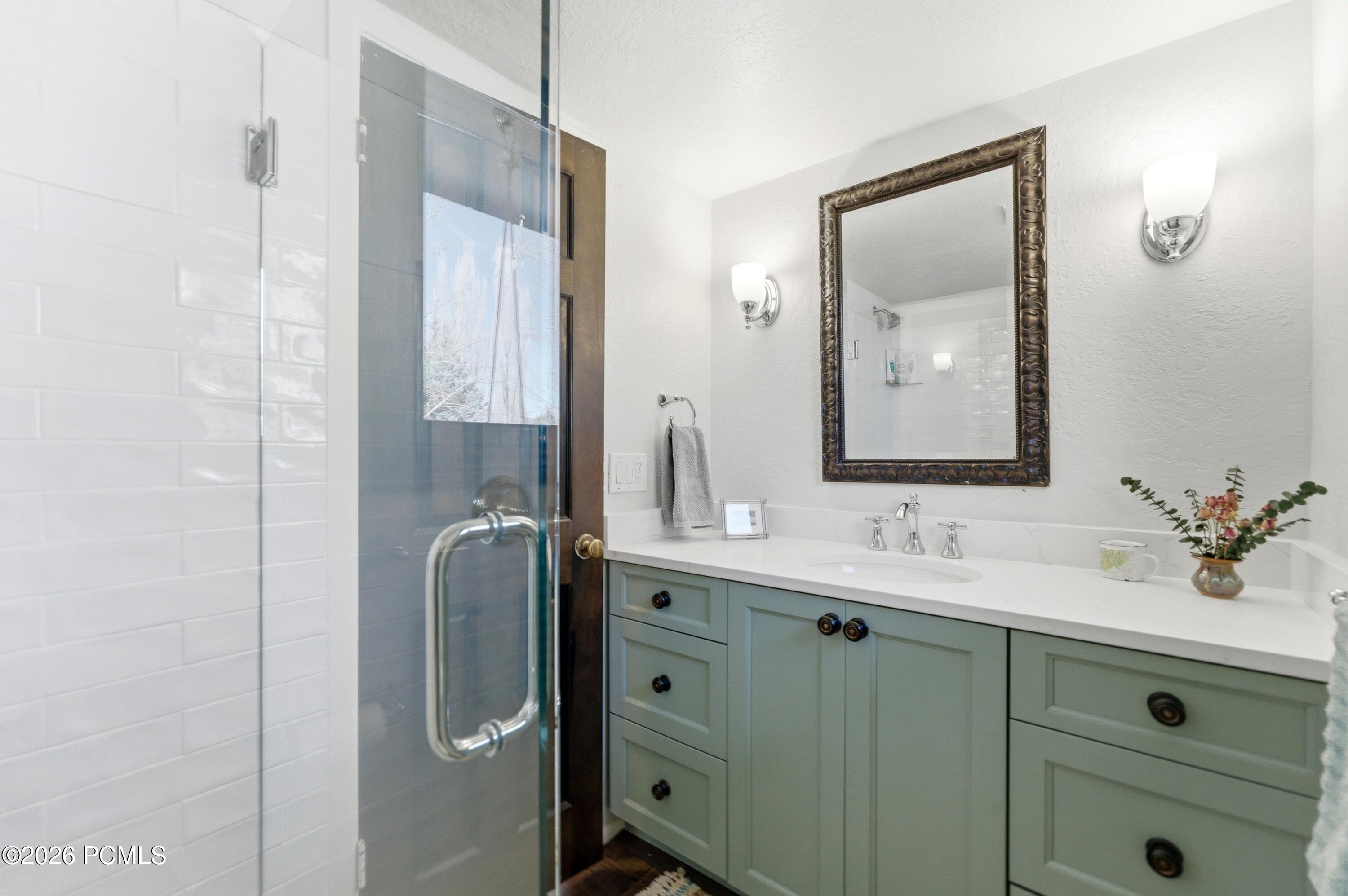 2635 Little Kate Road