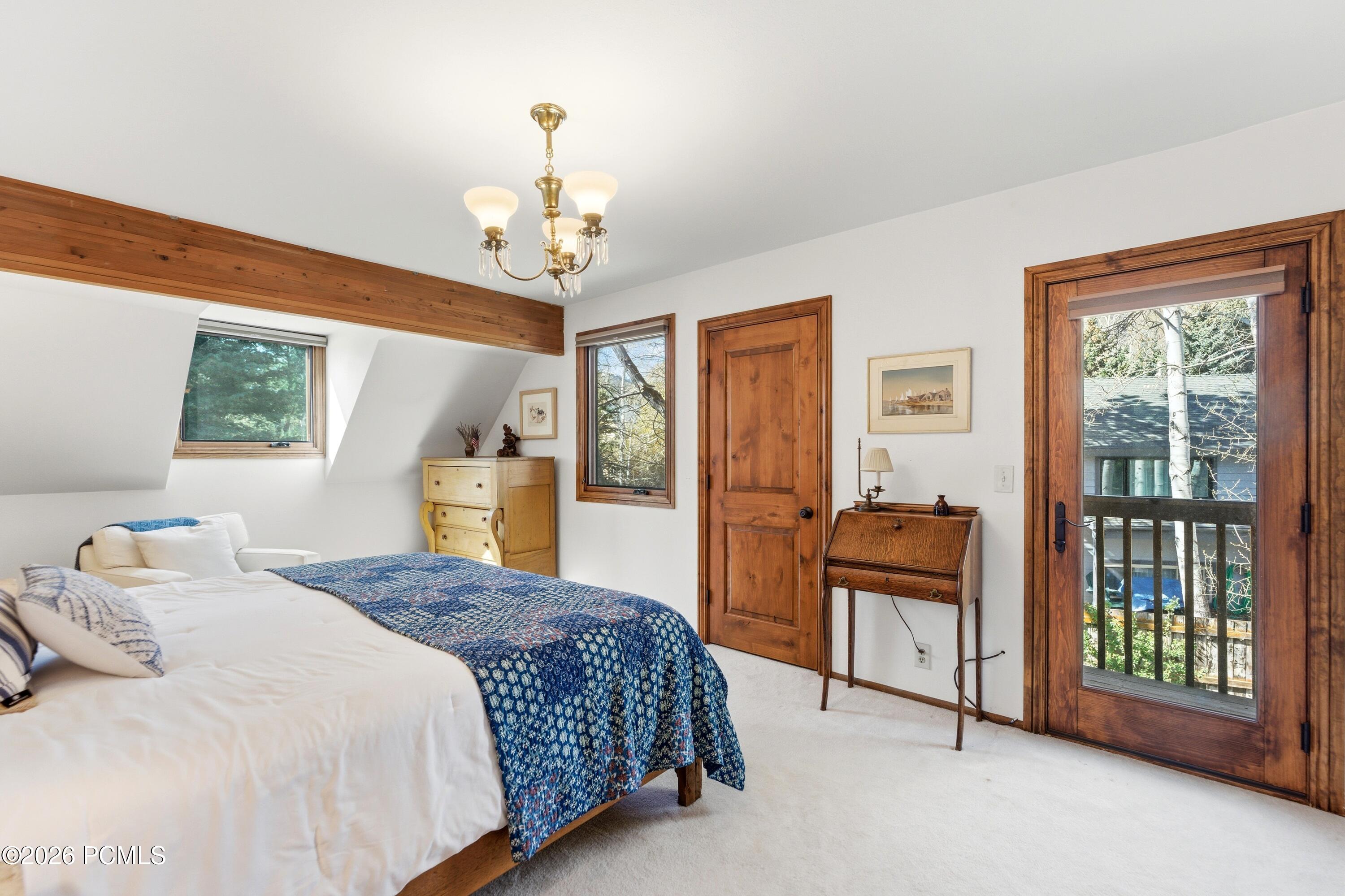 2635 Little Kate Road