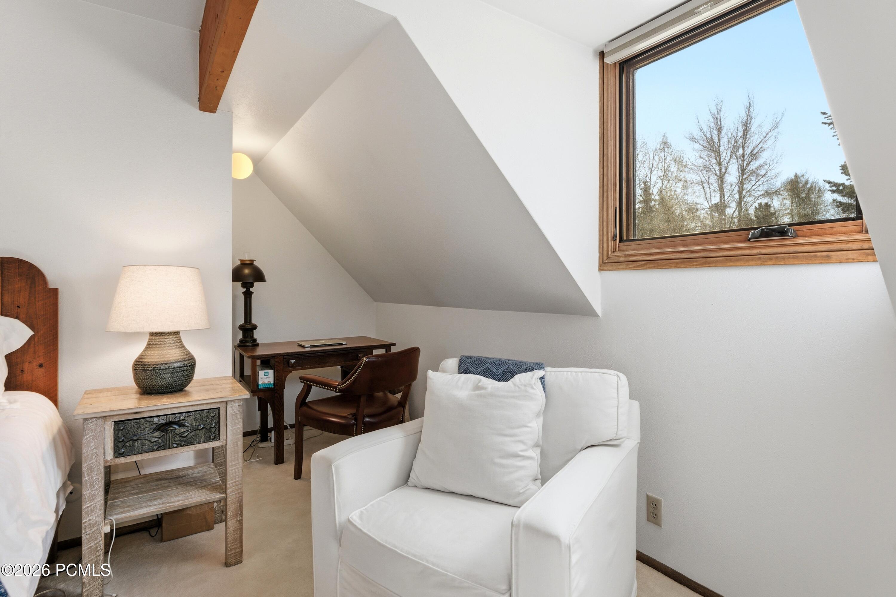 2635 Little Kate Road