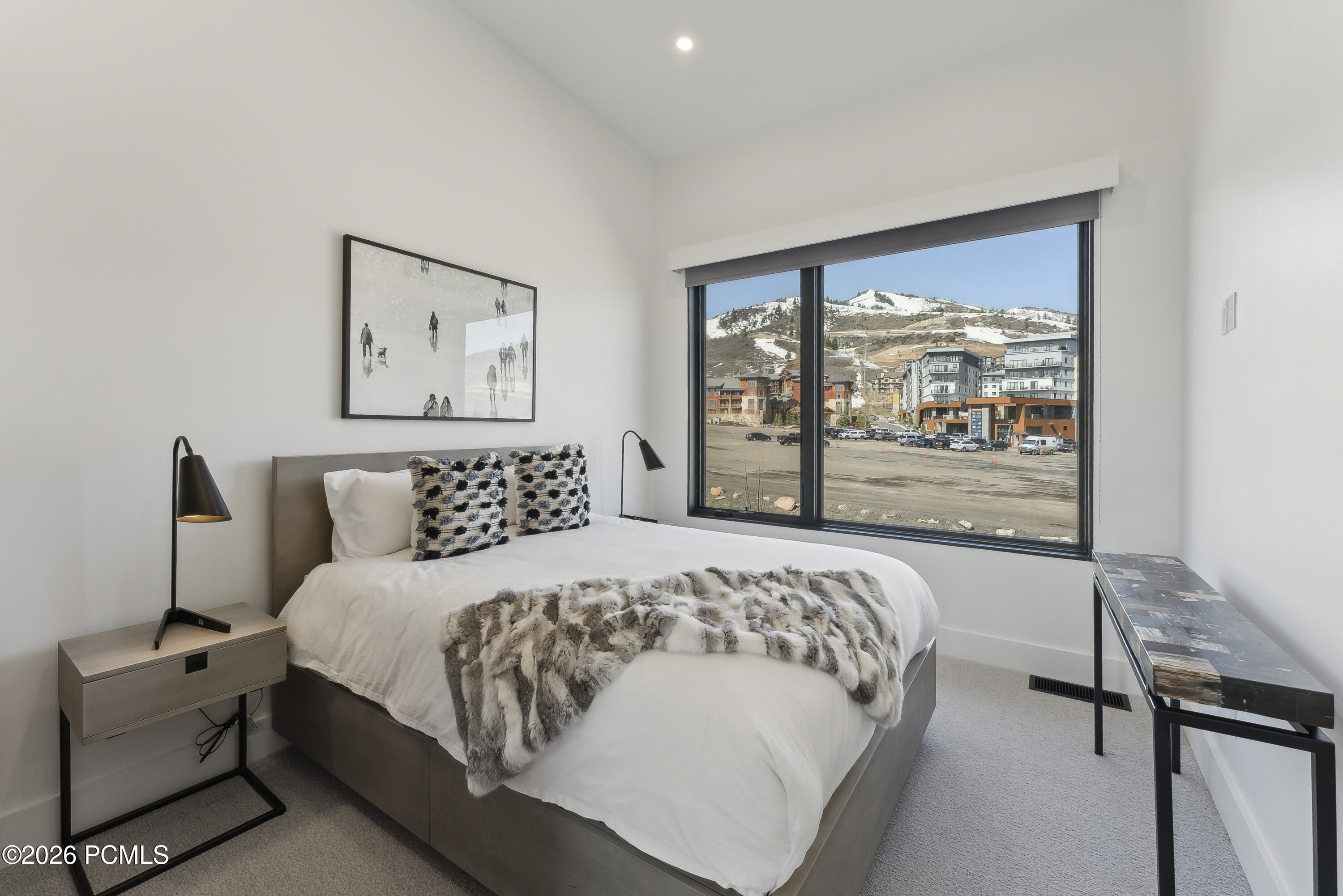 3595 Ridgeline Drive