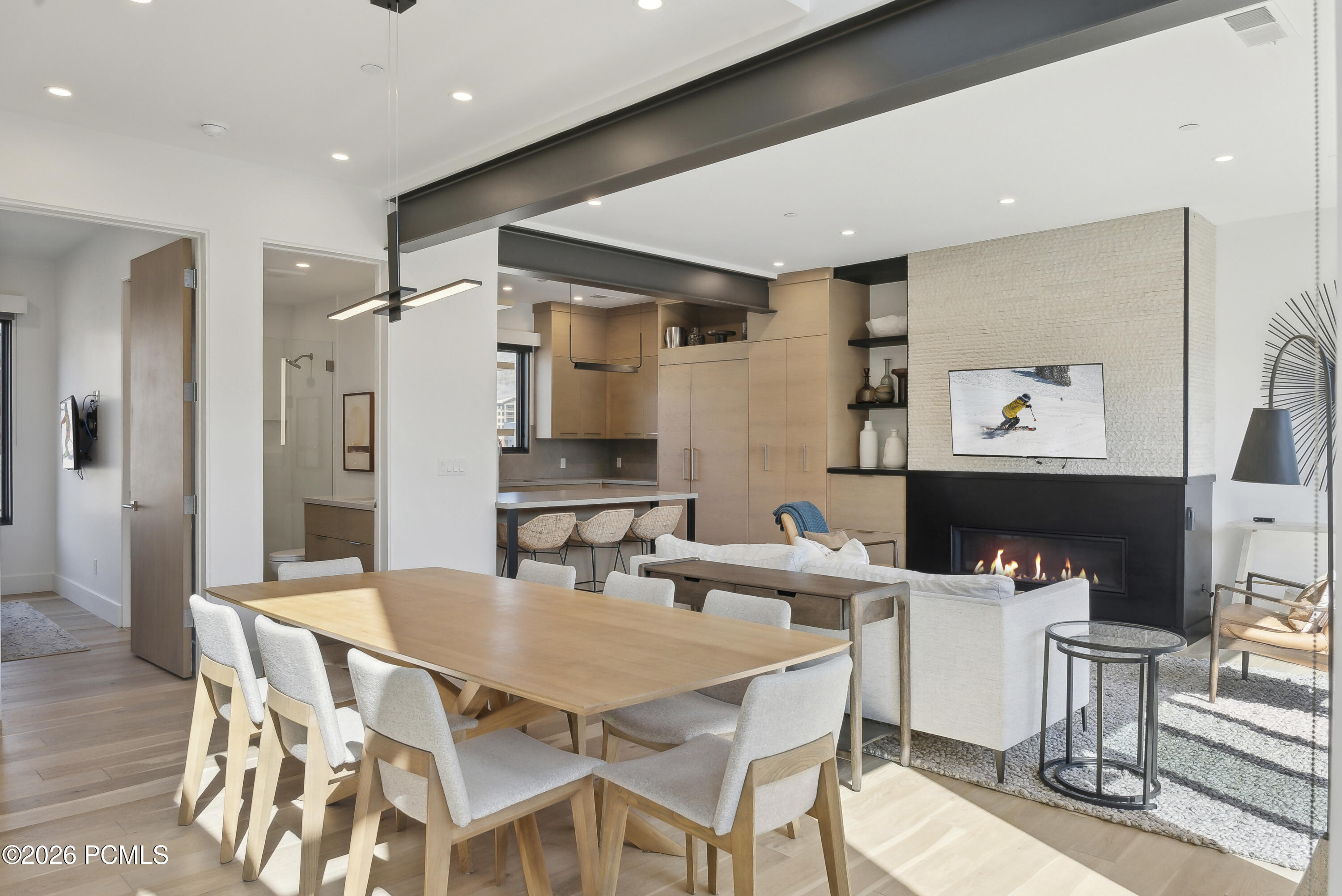 3595 Ridgeline Drive