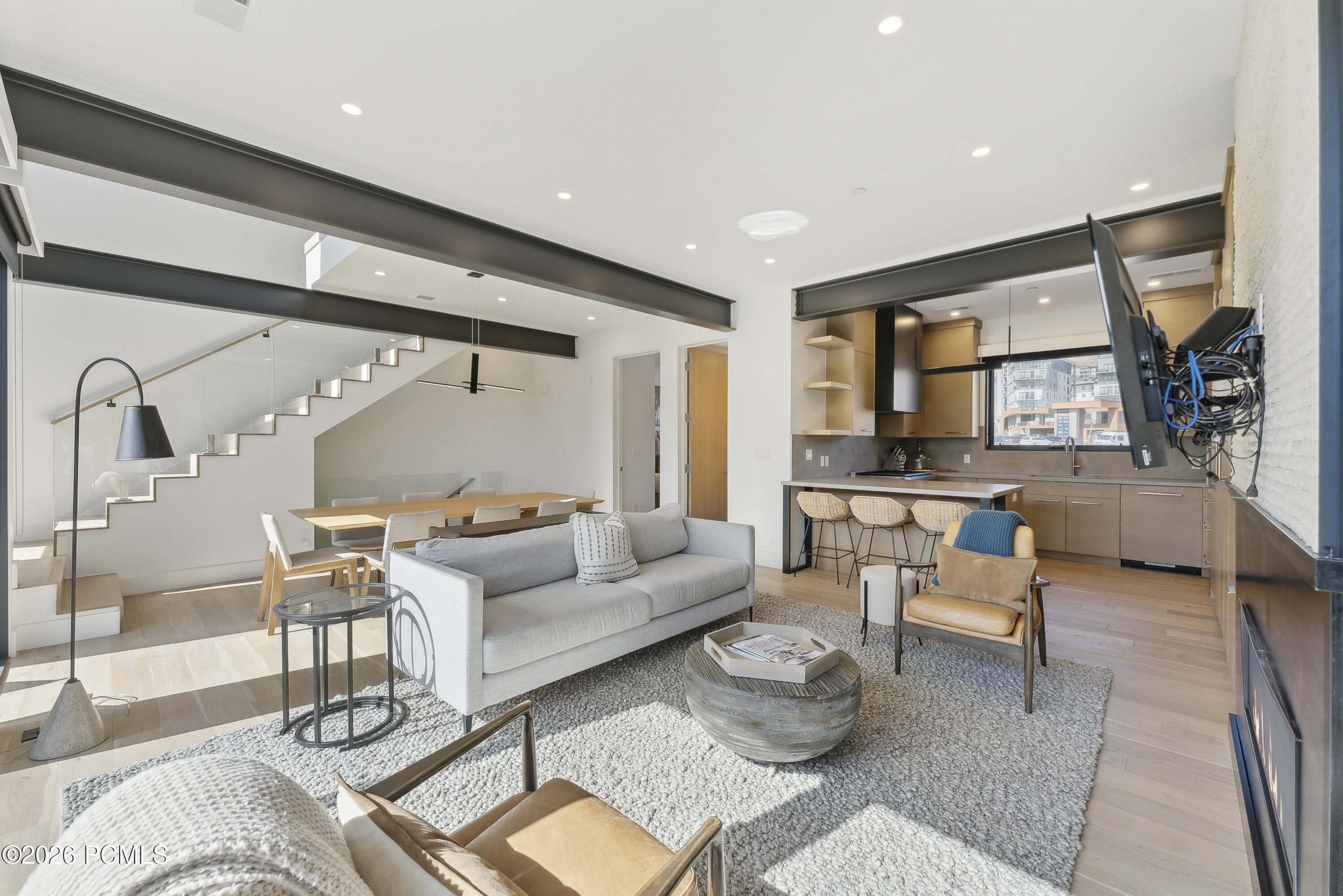 3595 Ridgeline Drive