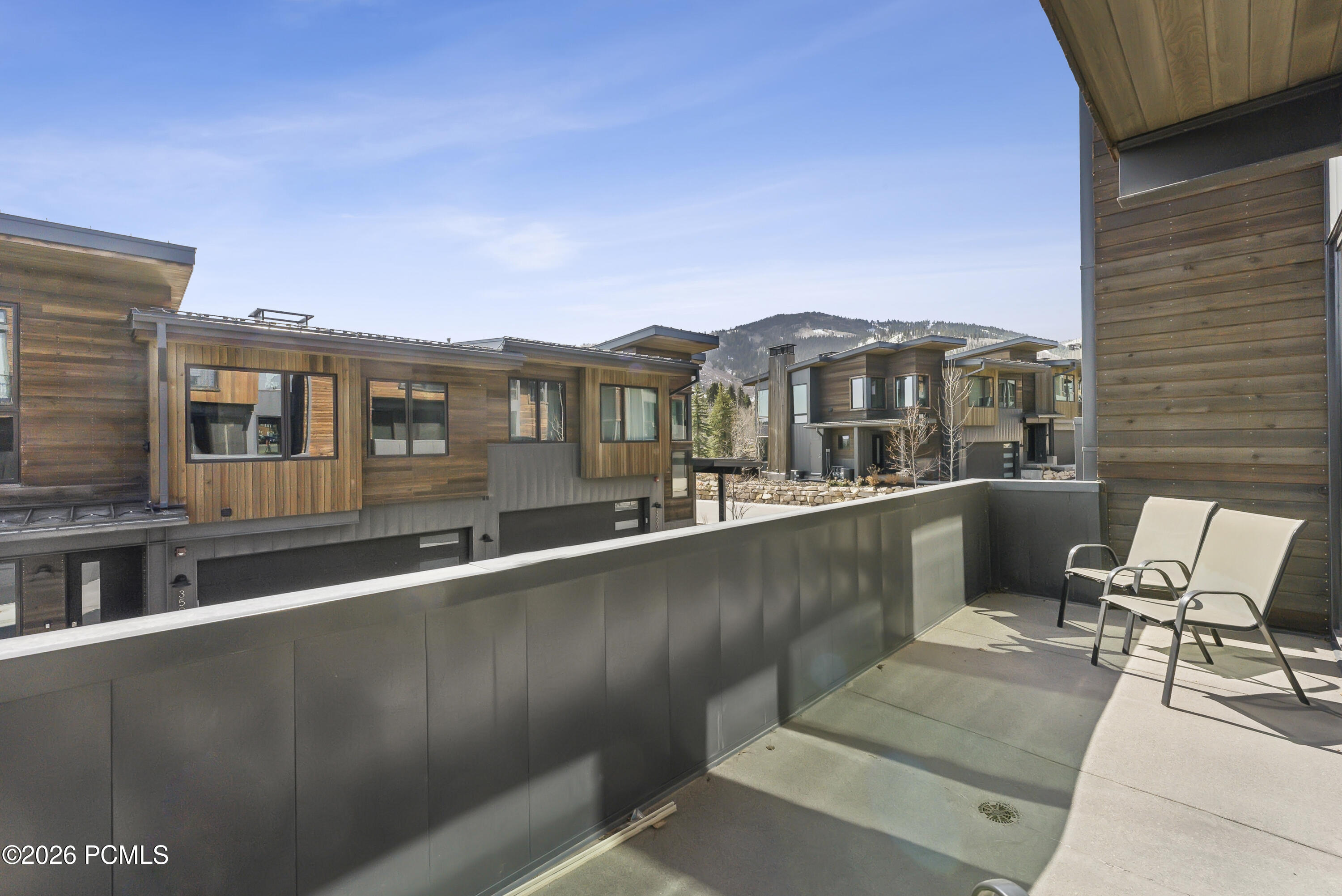 3595 Ridgeline Drive