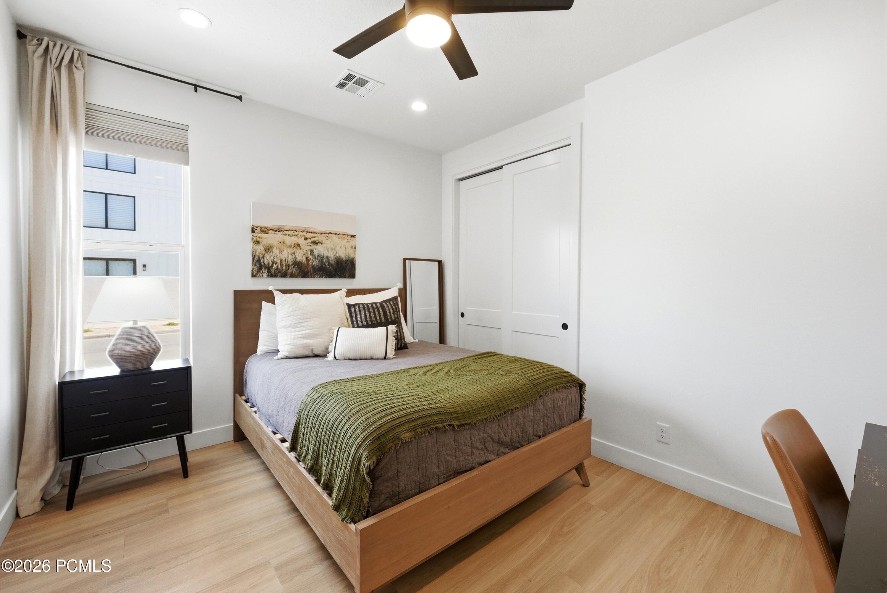5456 S Lula Bay Place, St. George