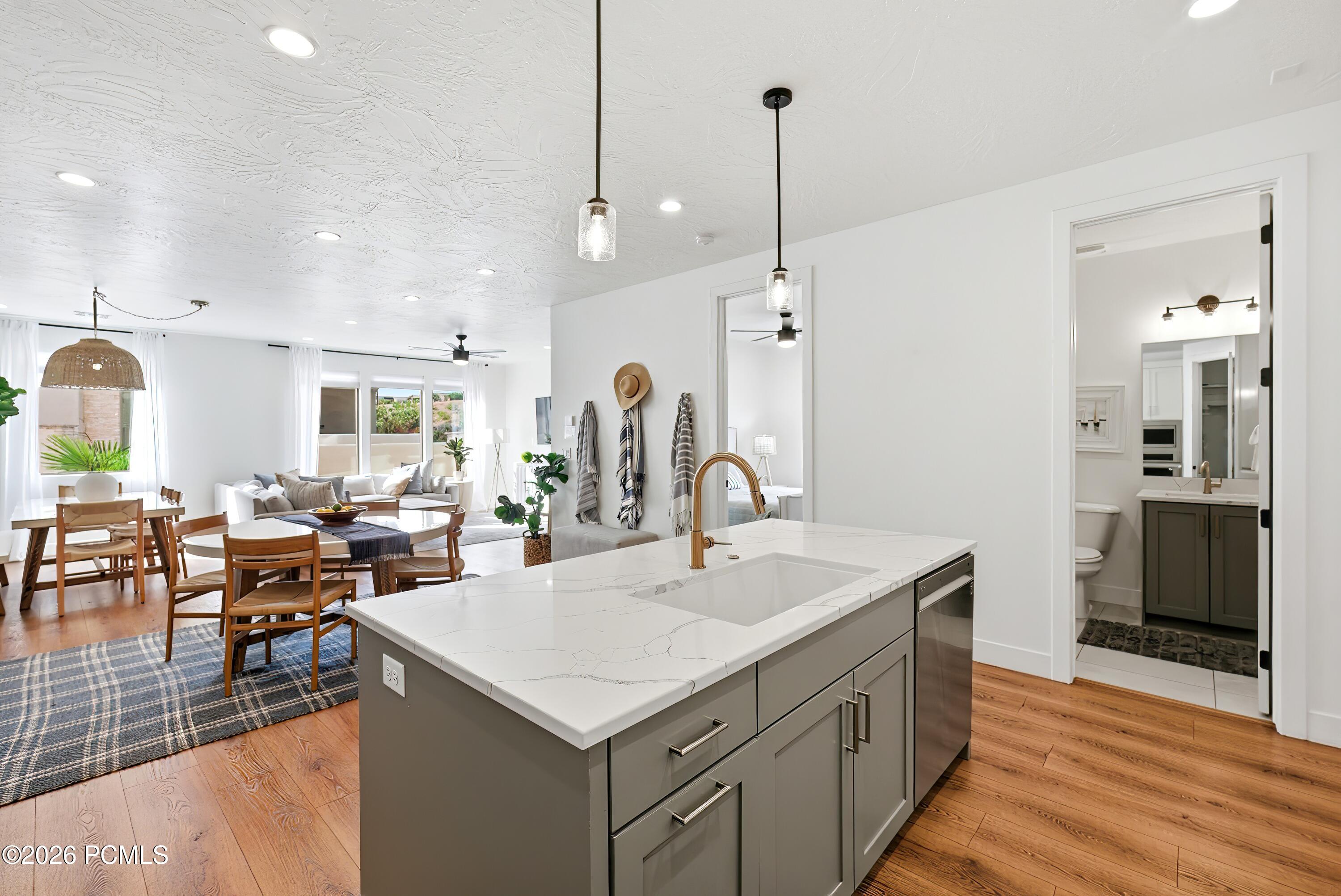5465 S Lula Bay Place, St. George