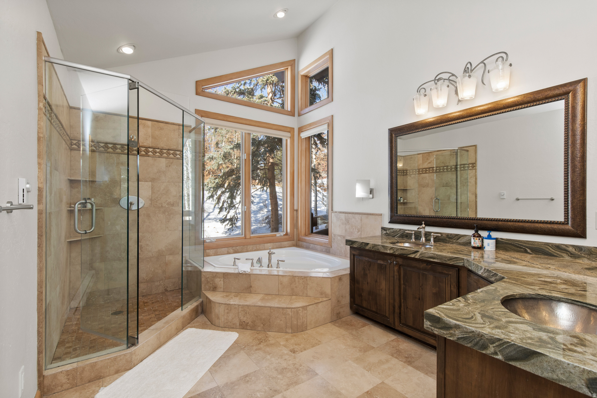 3133 MOUNTAIN CT