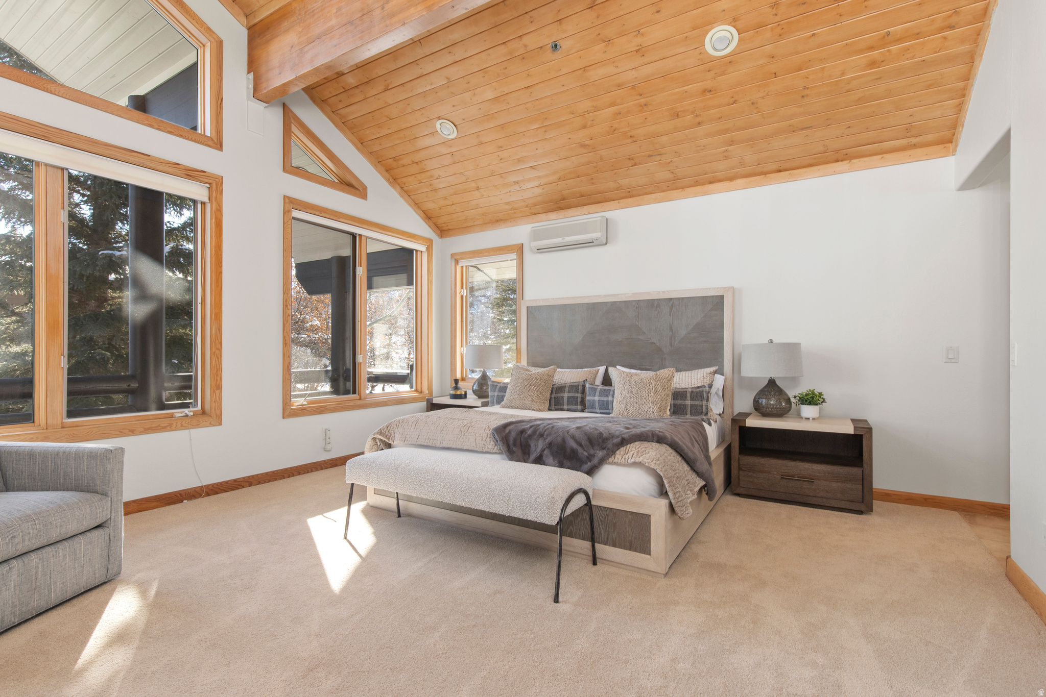 3133 MOUNTAIN CT