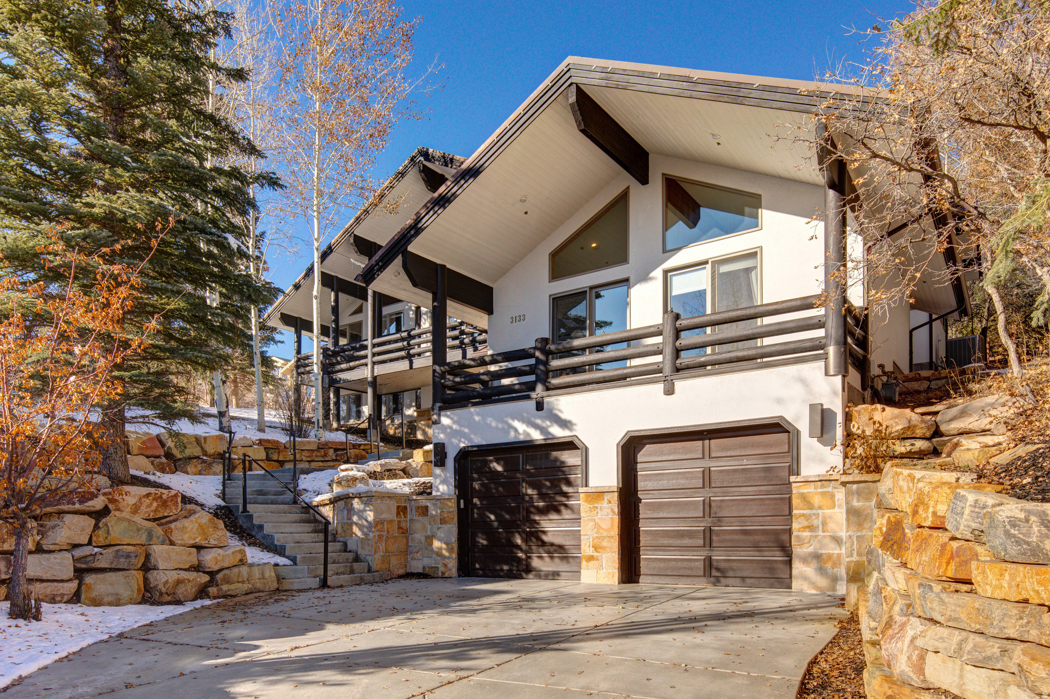 3133 MOUNTAIN CT