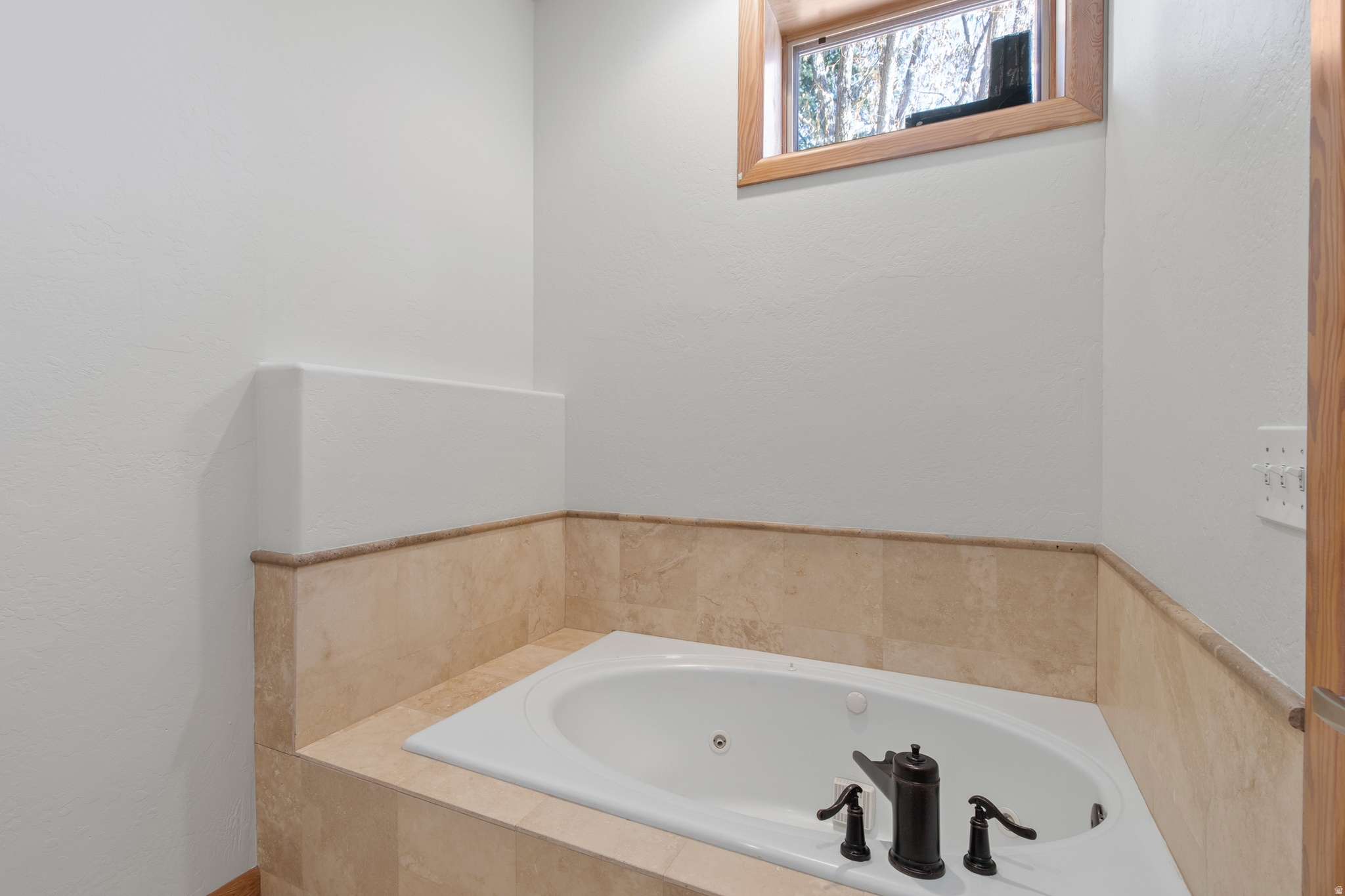 3133 MOUNTAIN CT