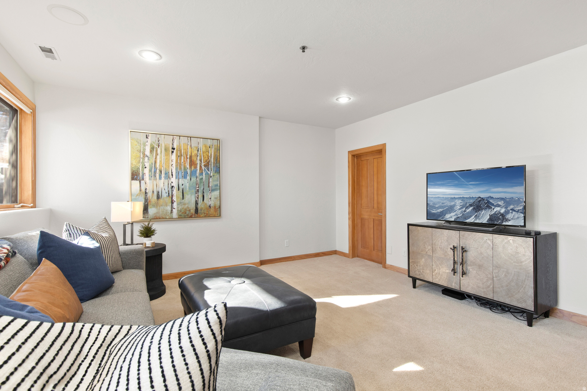 3133 MOUNTAIN CT
