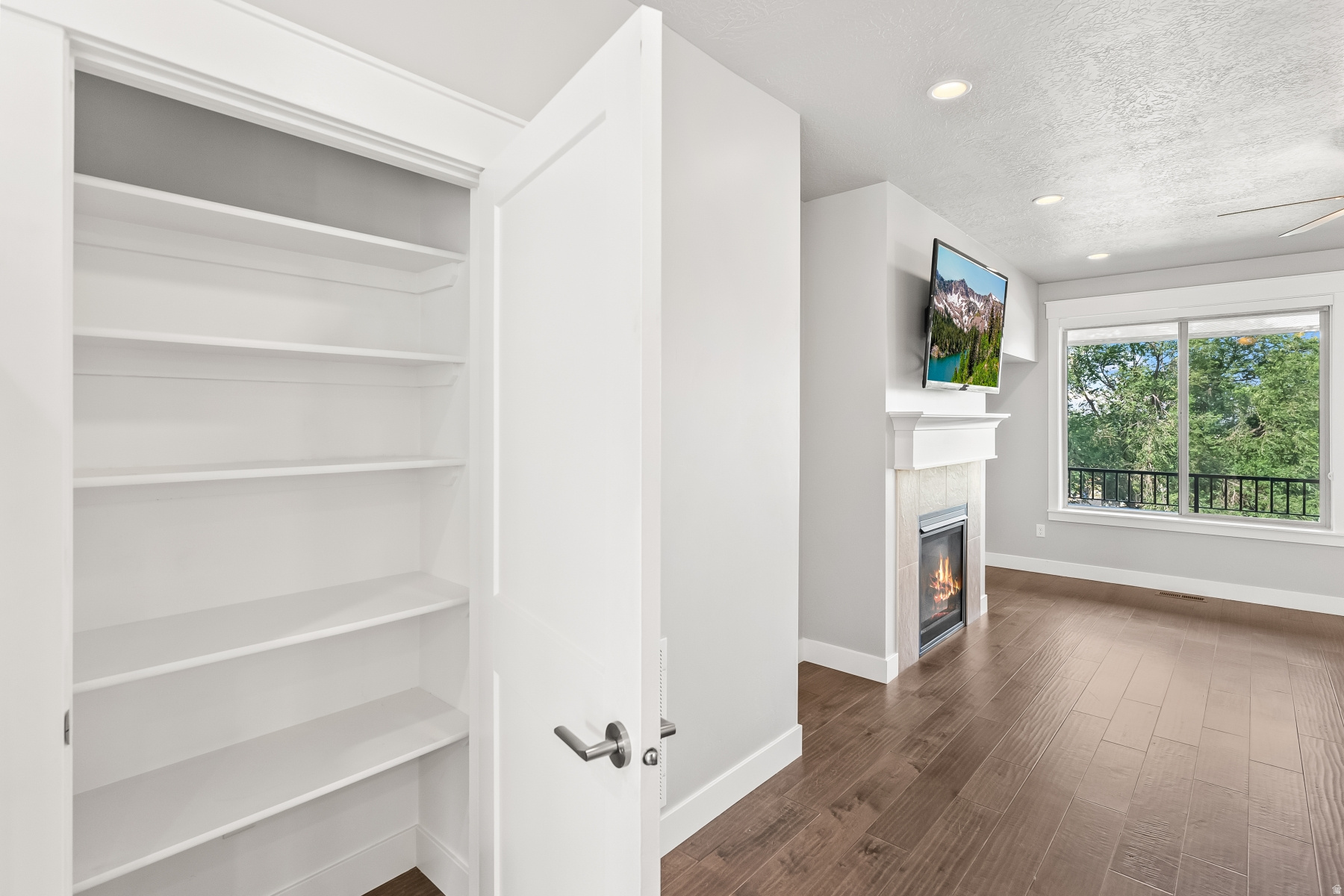 10374 S SAGE CANAL WAY