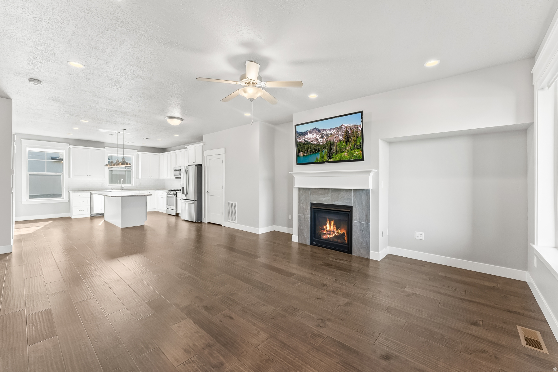 10374 S SAGE CANAL WAY