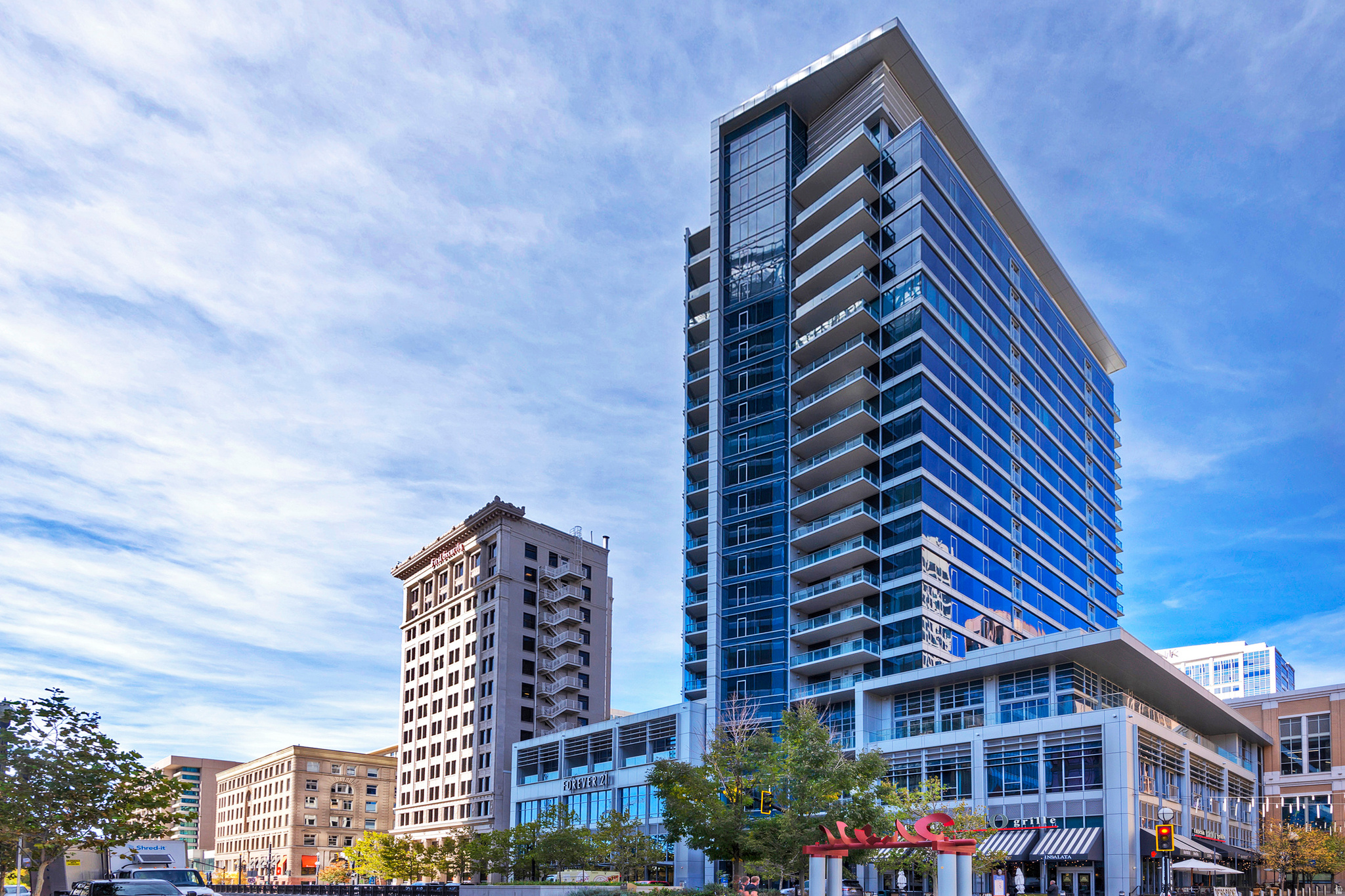 35 E 100 ST #1302