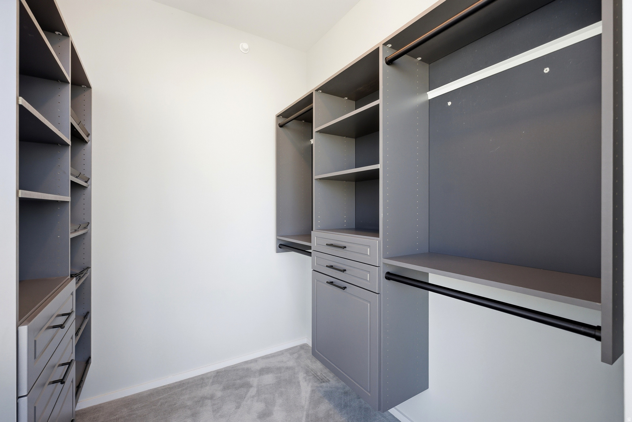 35 E 100 ST #1302