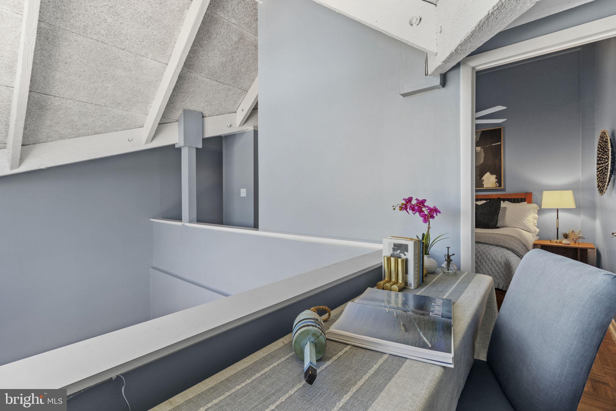 312 Severn Ave #W402