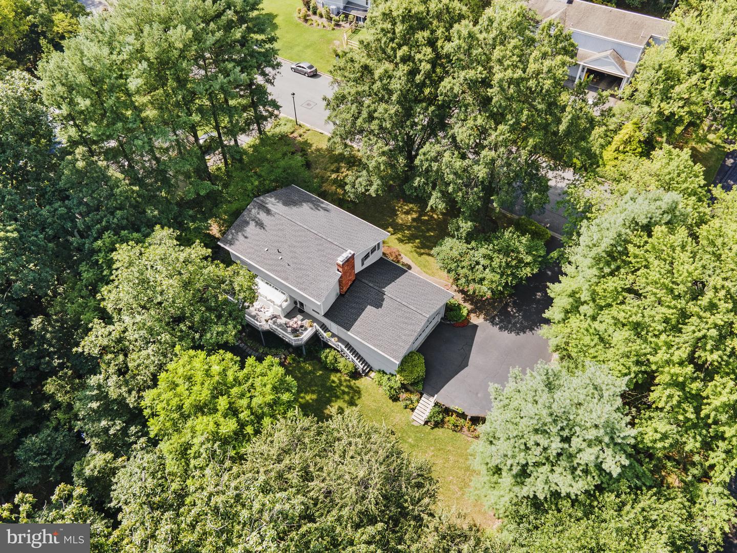 969 Lynch Dr