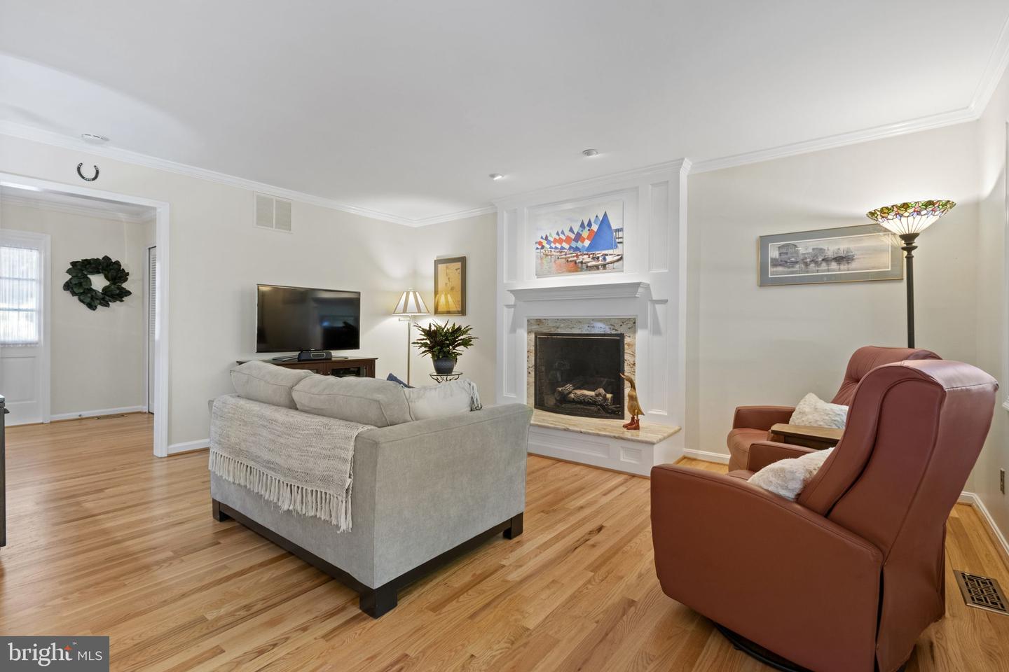969 Lynch Dr
