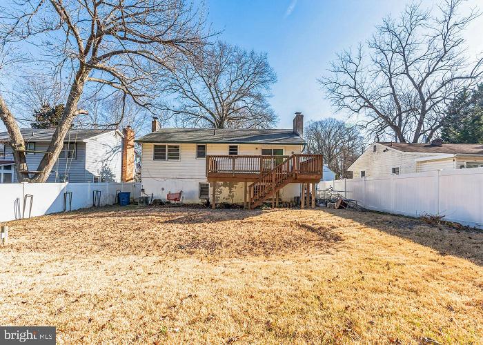 1152 Latrobe Dr