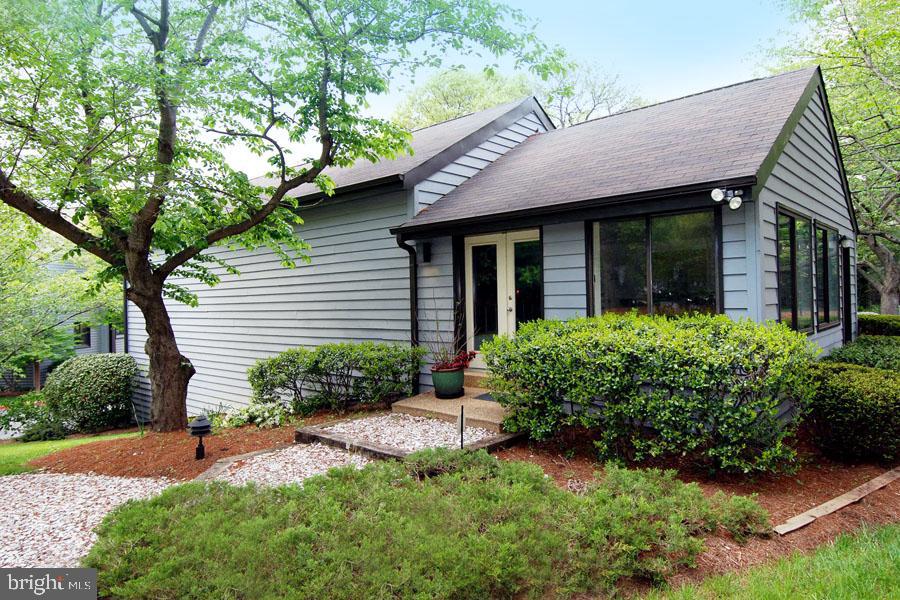 13 Spa Creek Lndg #A3