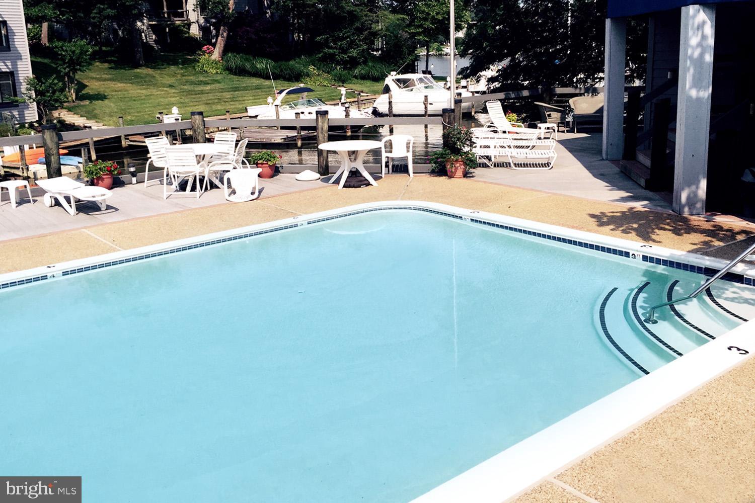 13 Spa Creek Lndg #A3