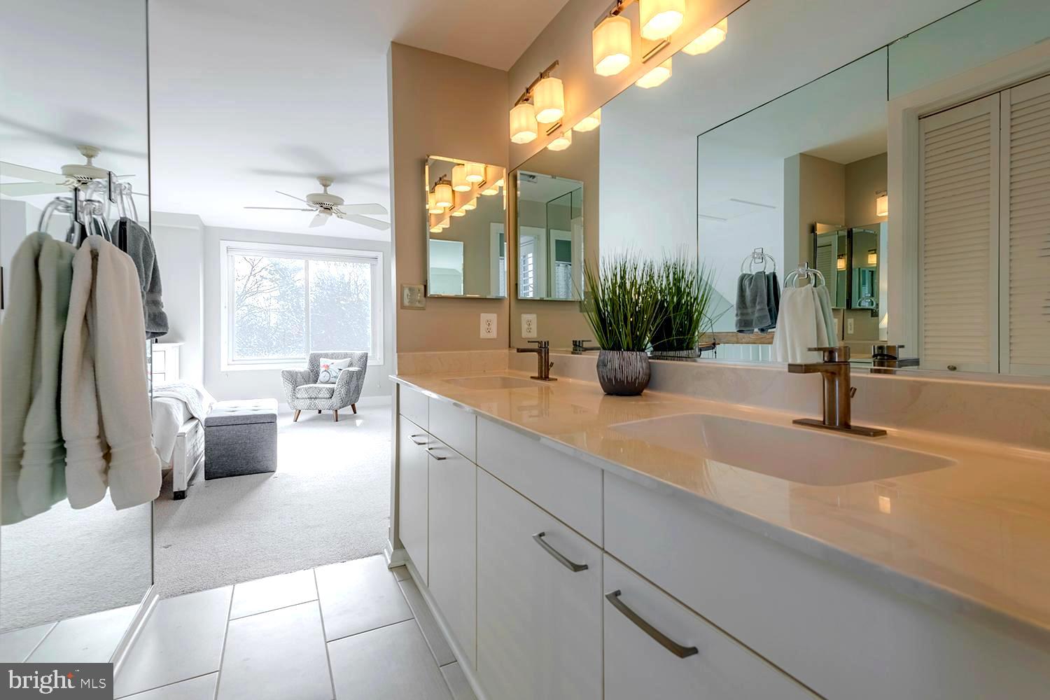 13 Spa Creek Lndg #A3