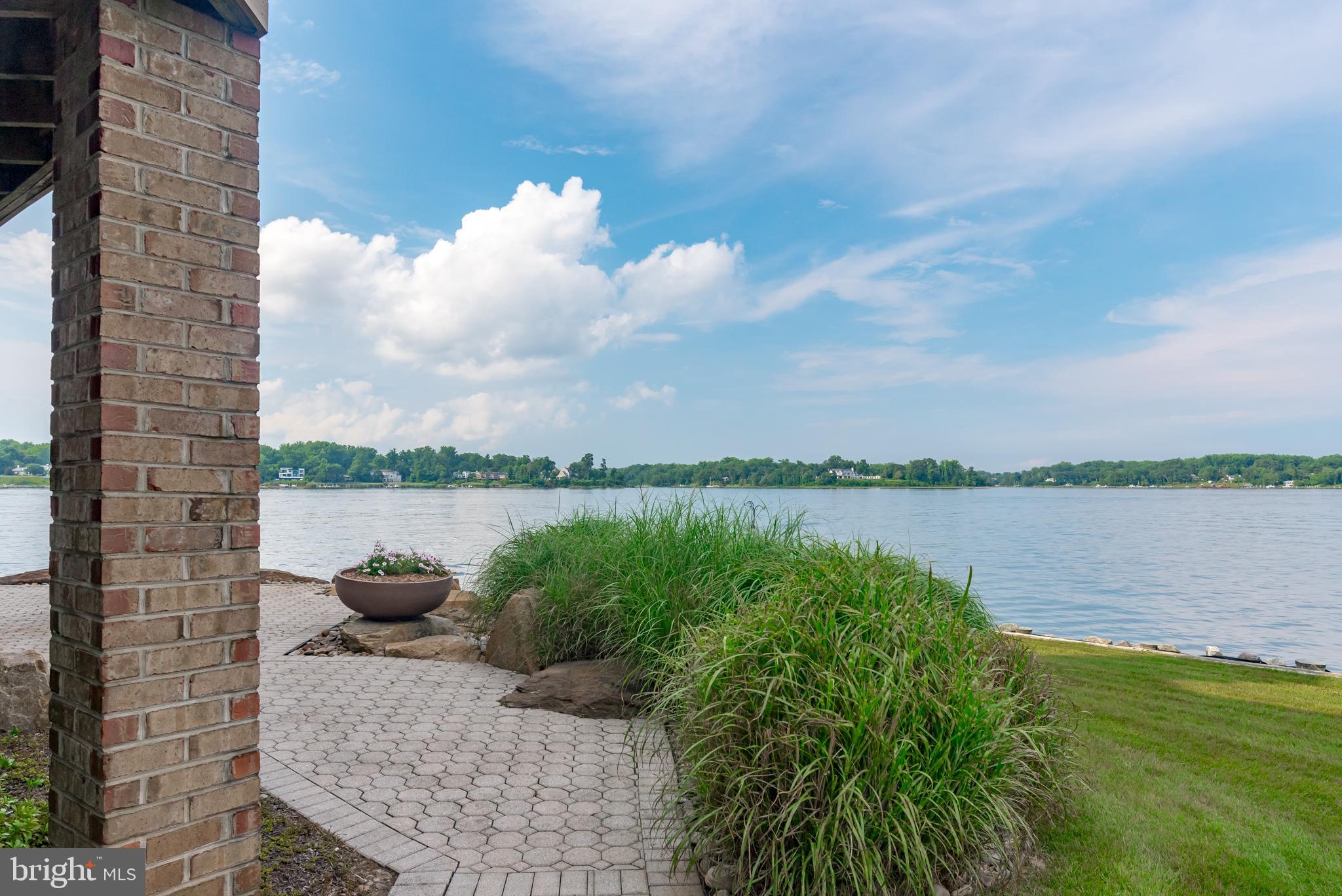 730 S River Landing Rd