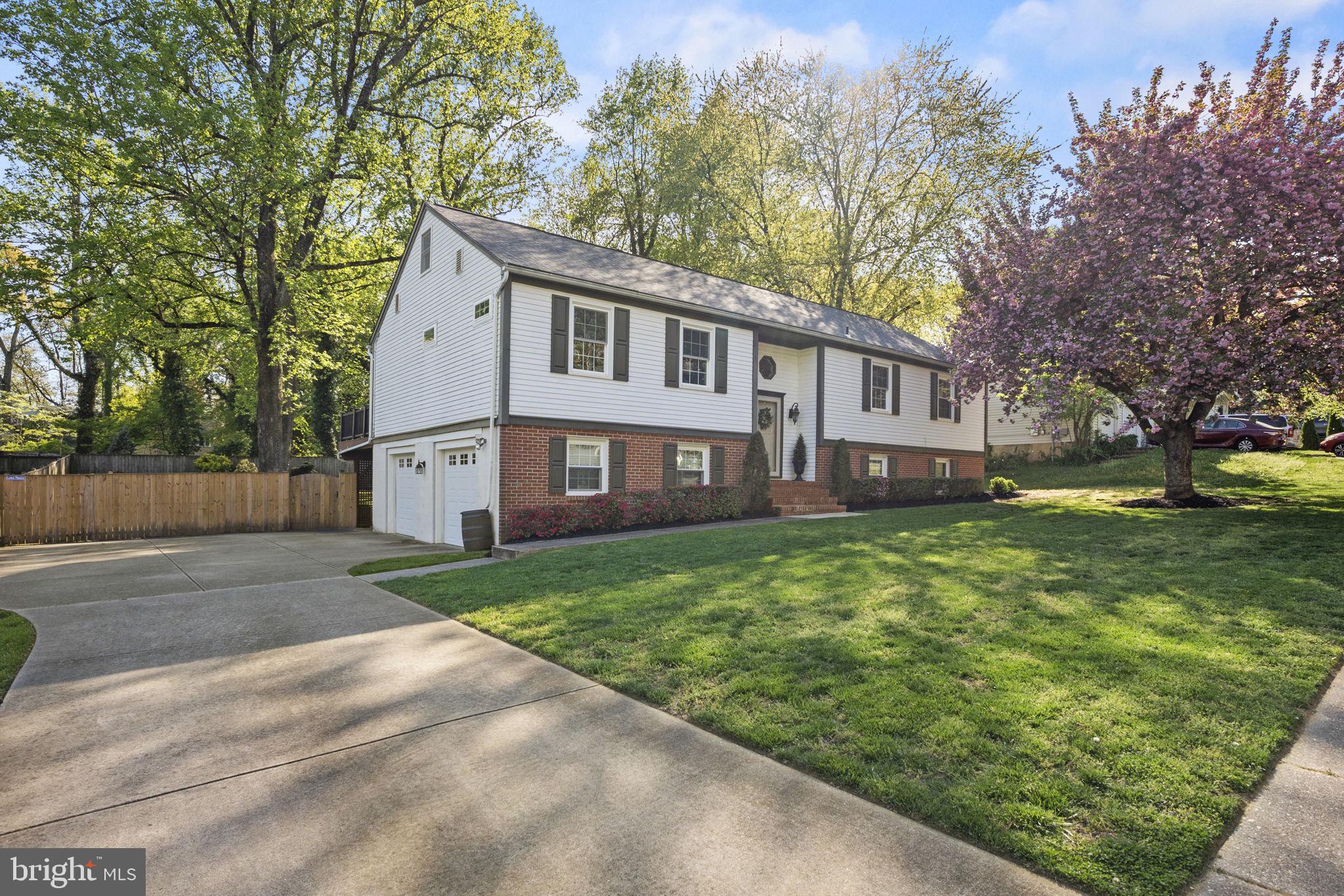 609 Dunberry Dr