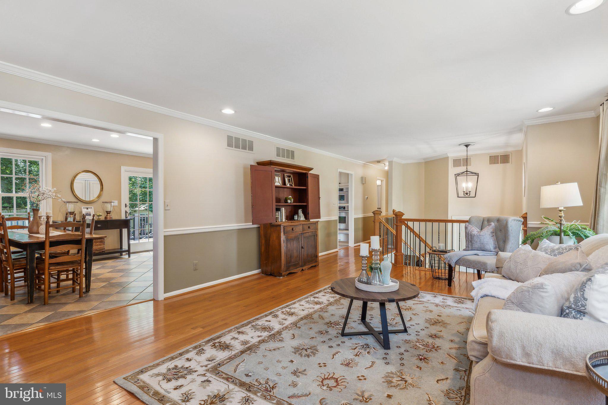 609 Dunberry Dr