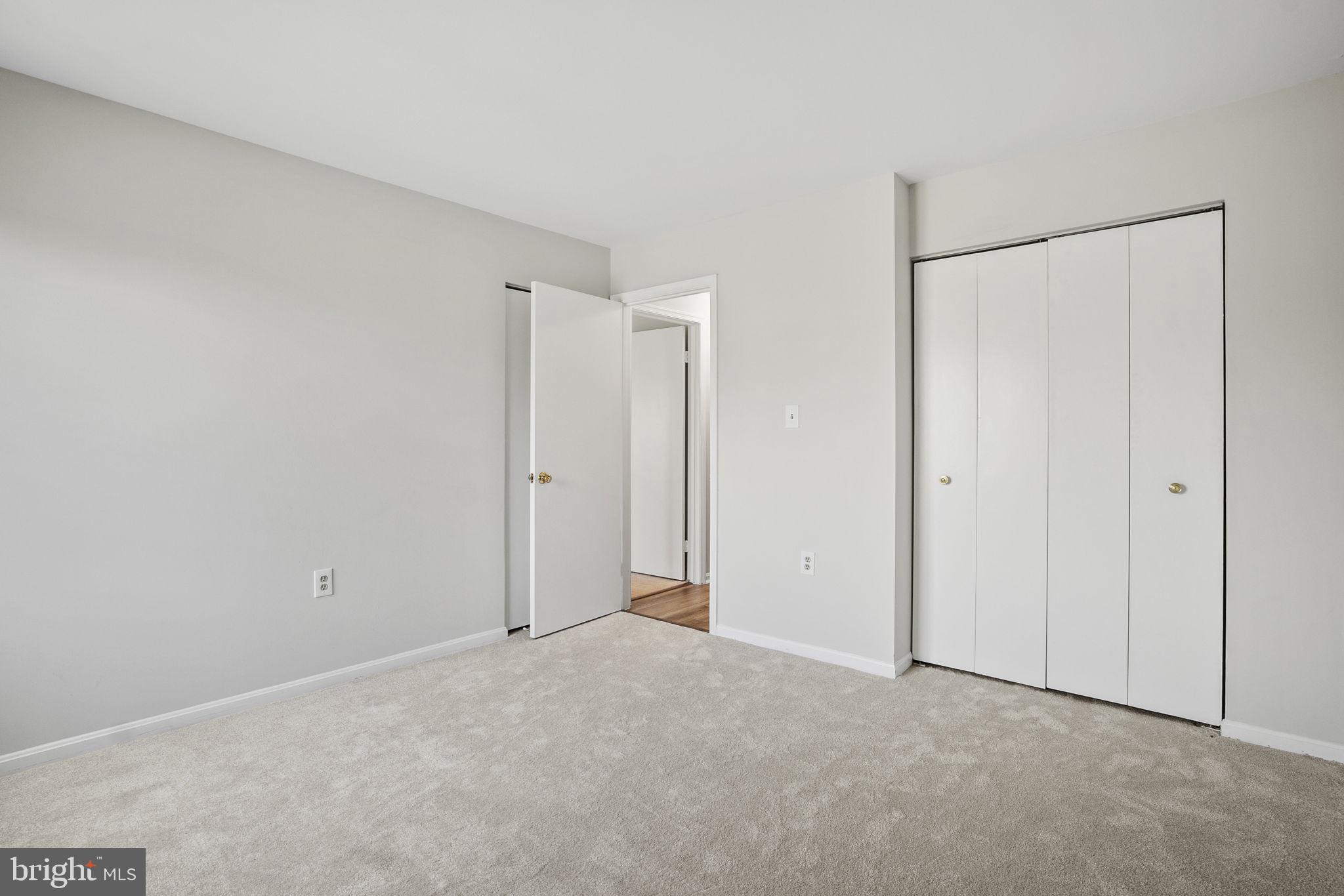 1117 Castle Harbour Way #3b