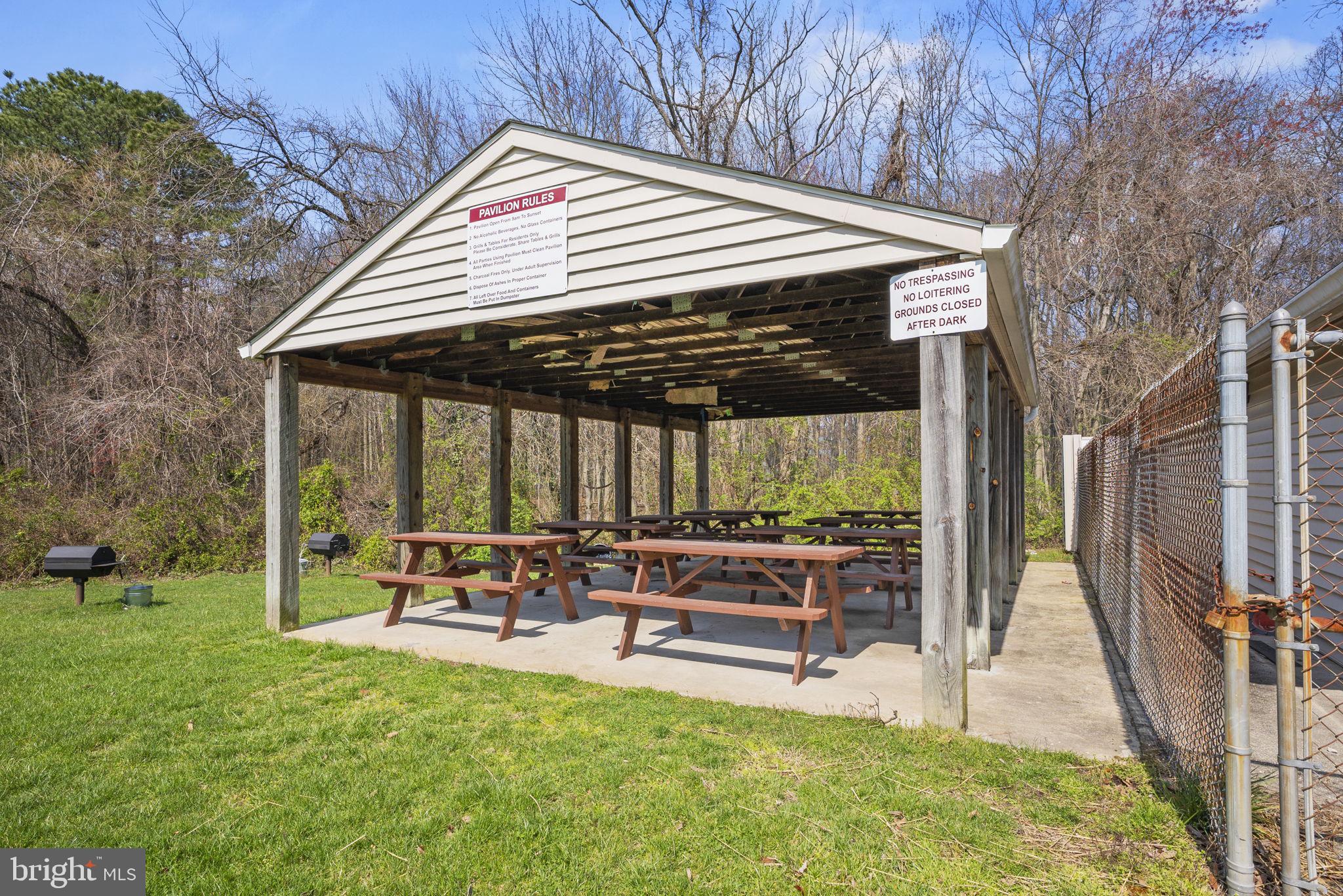 1117 Castle Harbour Way #3b