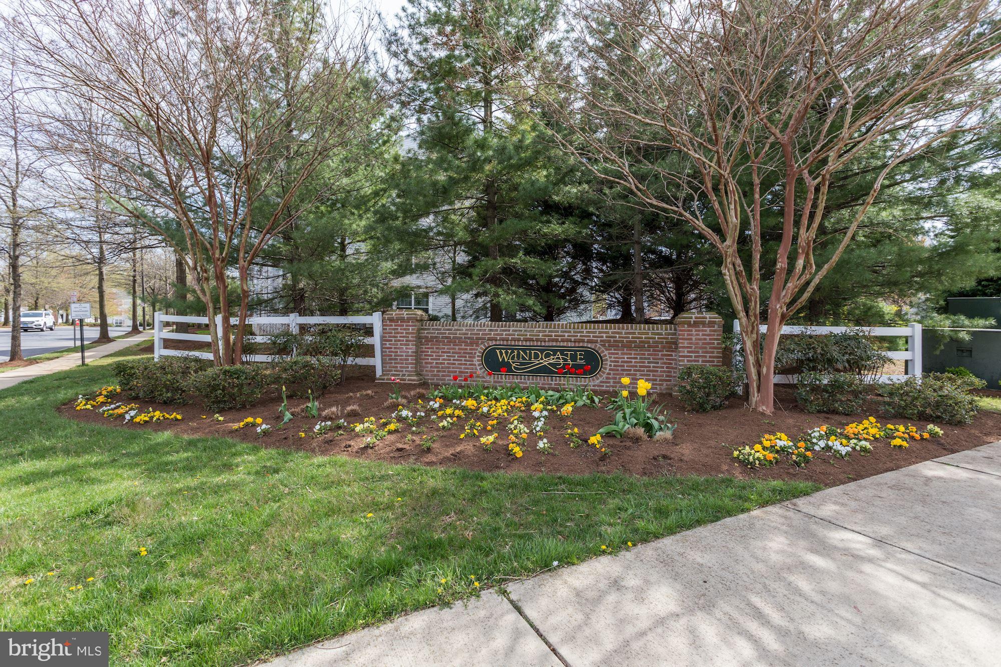 655 Burtons Cove Way #9