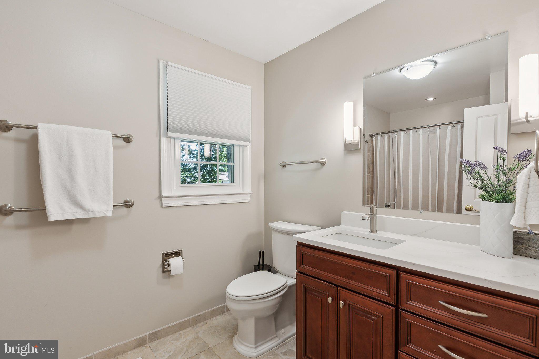 641 Shore Acres Rd