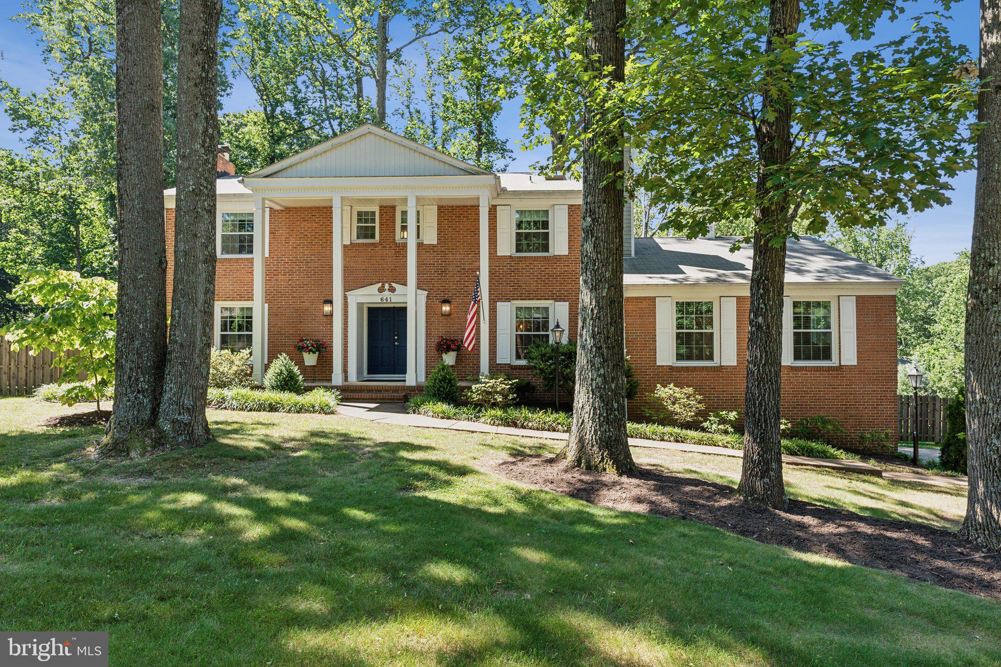 641 Shore Acres Rd