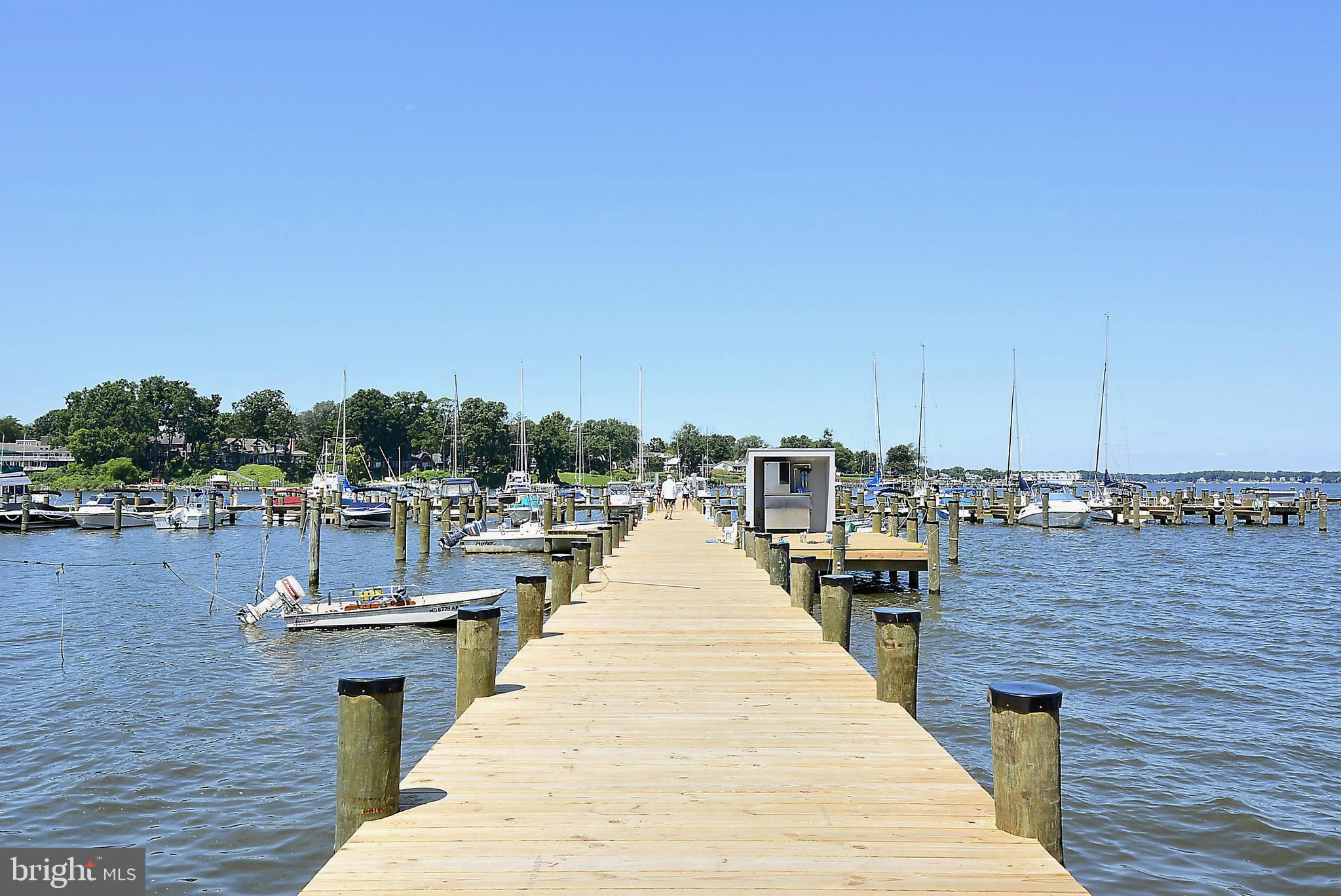 641 Shore Acres Rd
