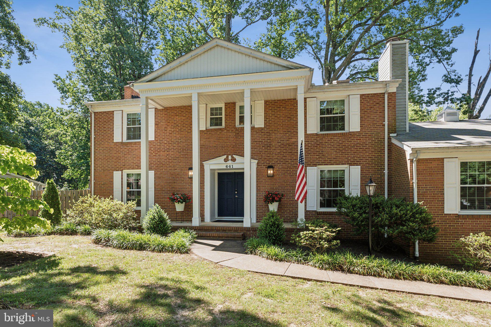 641 Shore Acres Rd