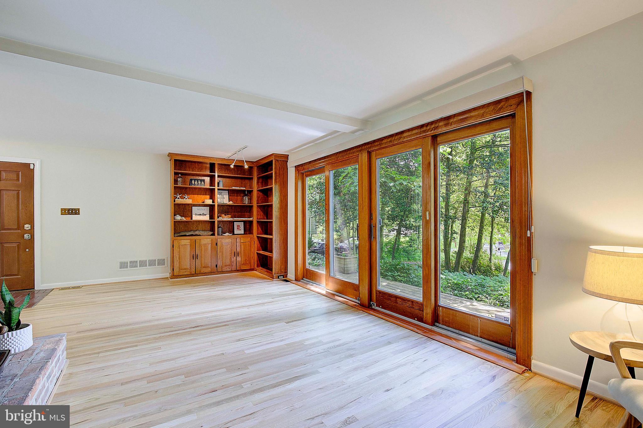 1026 Pinecrest Drive