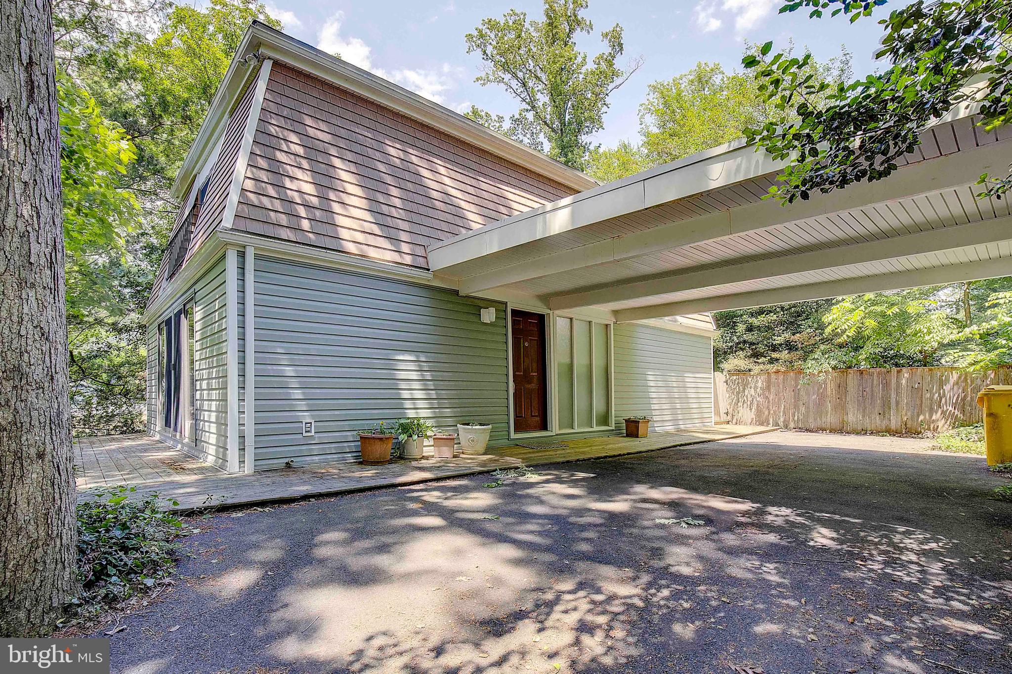 1026 Pinecrest Drive