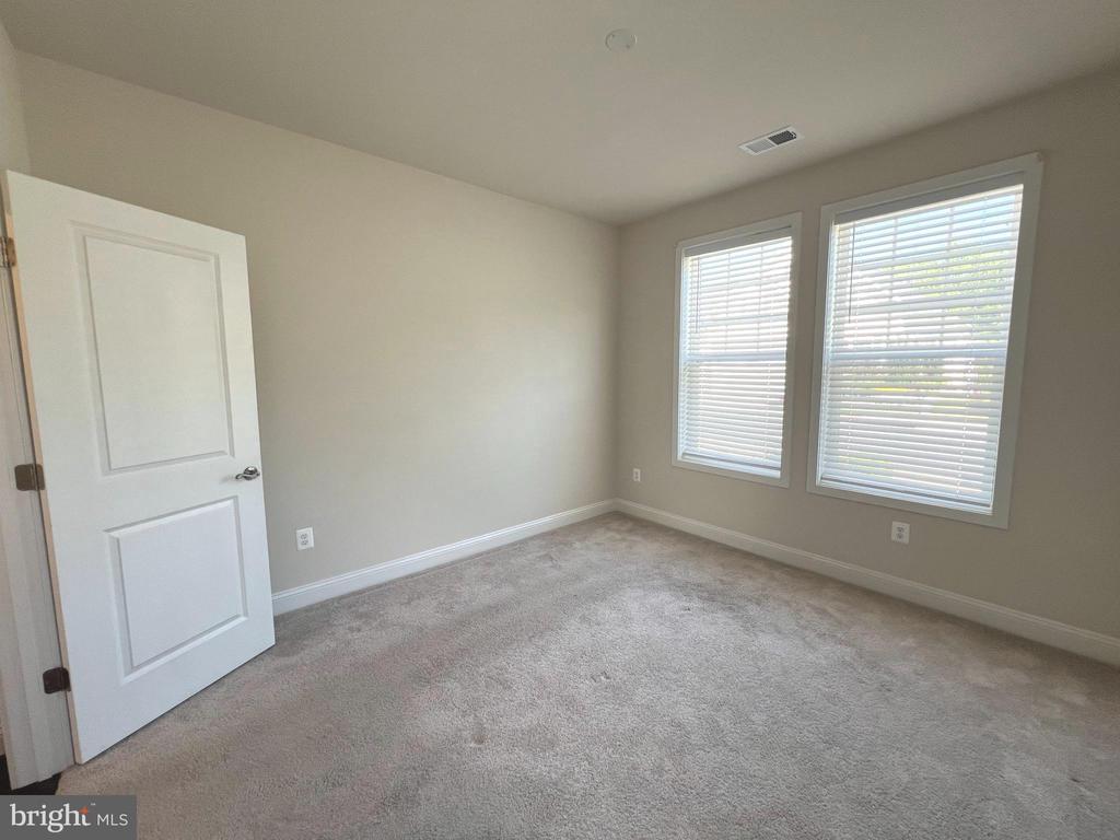 2634 DRAGON FLY WAY