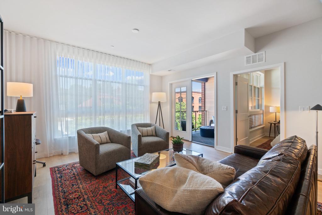 141 West Street #302