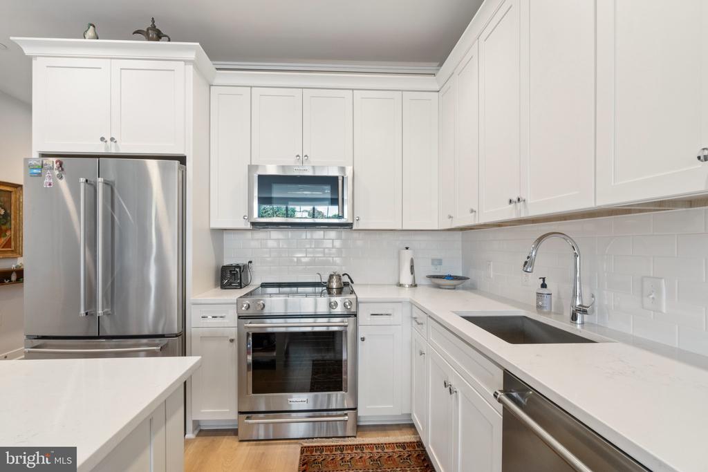 141 West Street #302