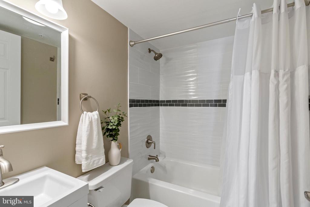 936 Bay Ridge Ave #306