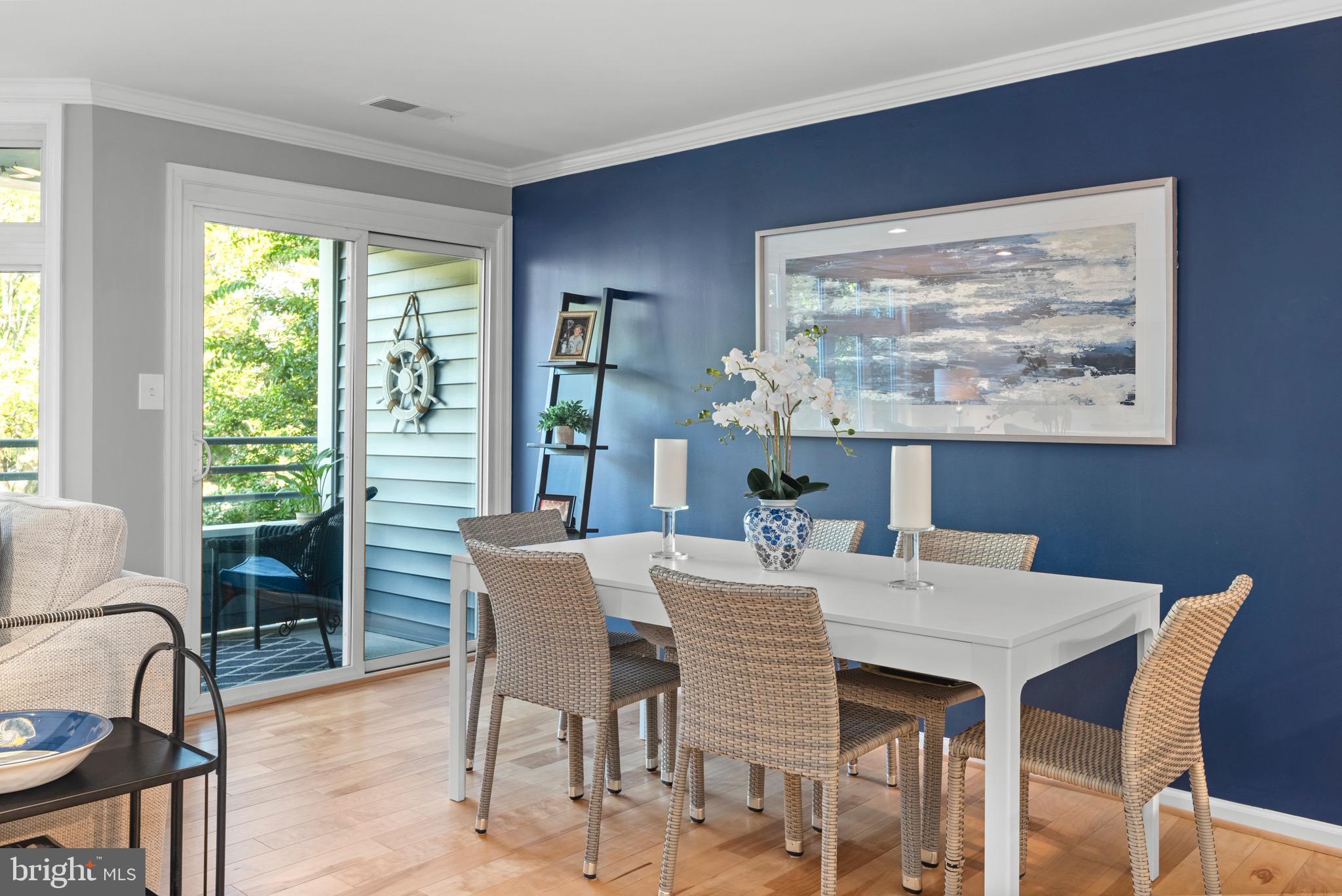 1142 Lake Heron Dr #2a