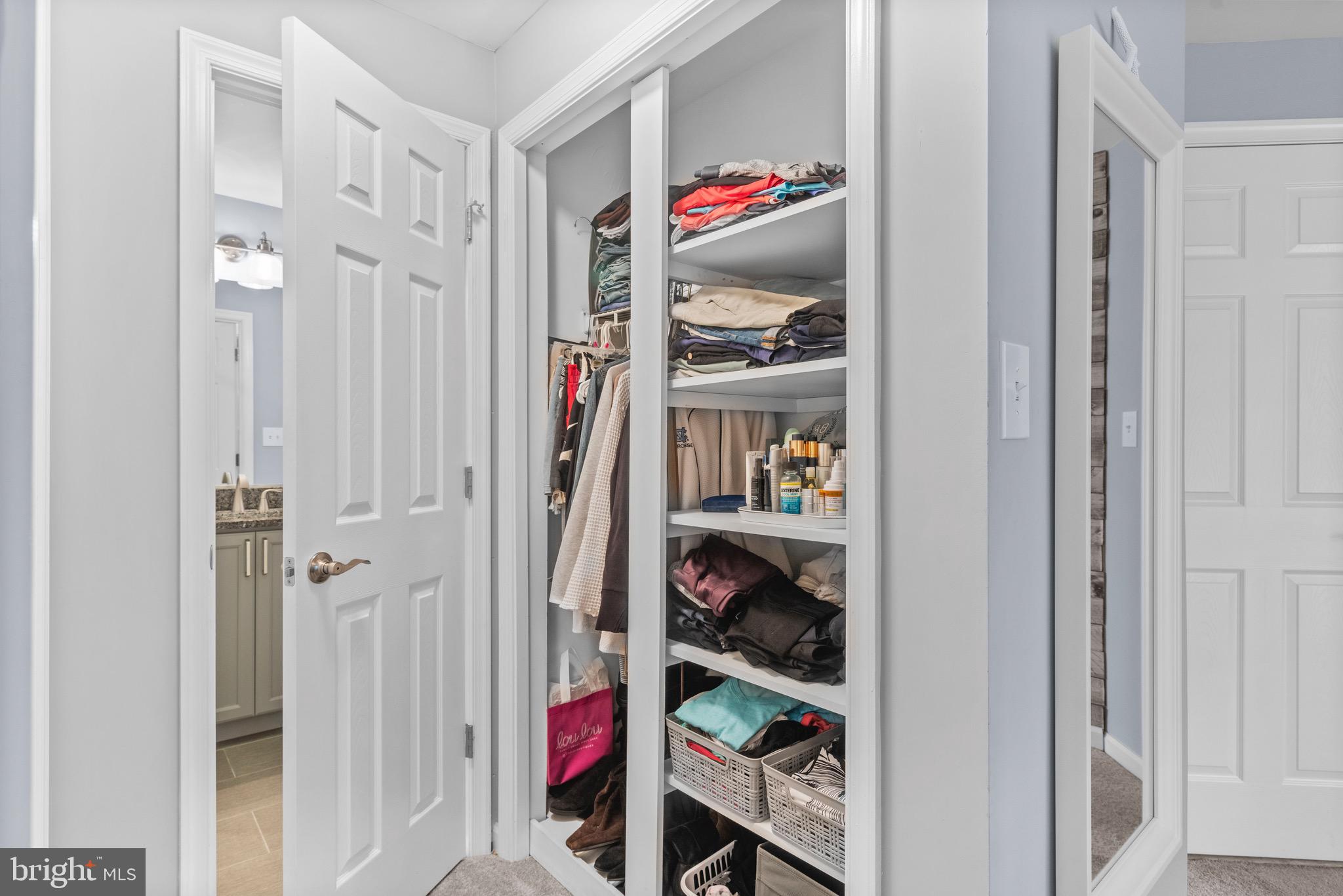 1142 Lake Heron Dr #2a