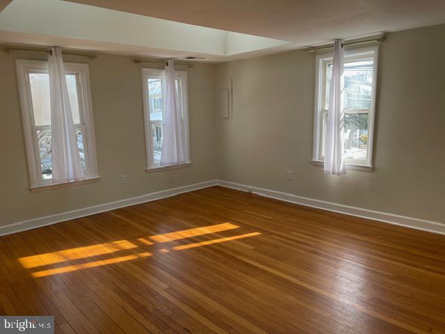 544 Second St