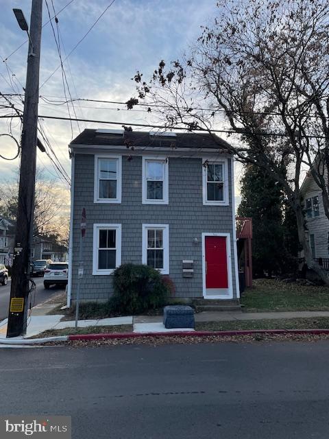 544 Second St