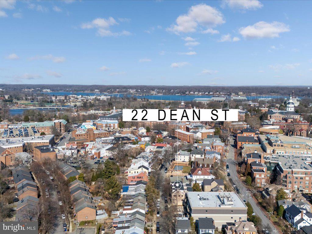 22 Dean St #2