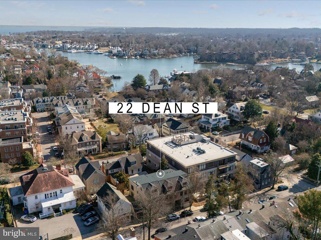 22 Dean St #2