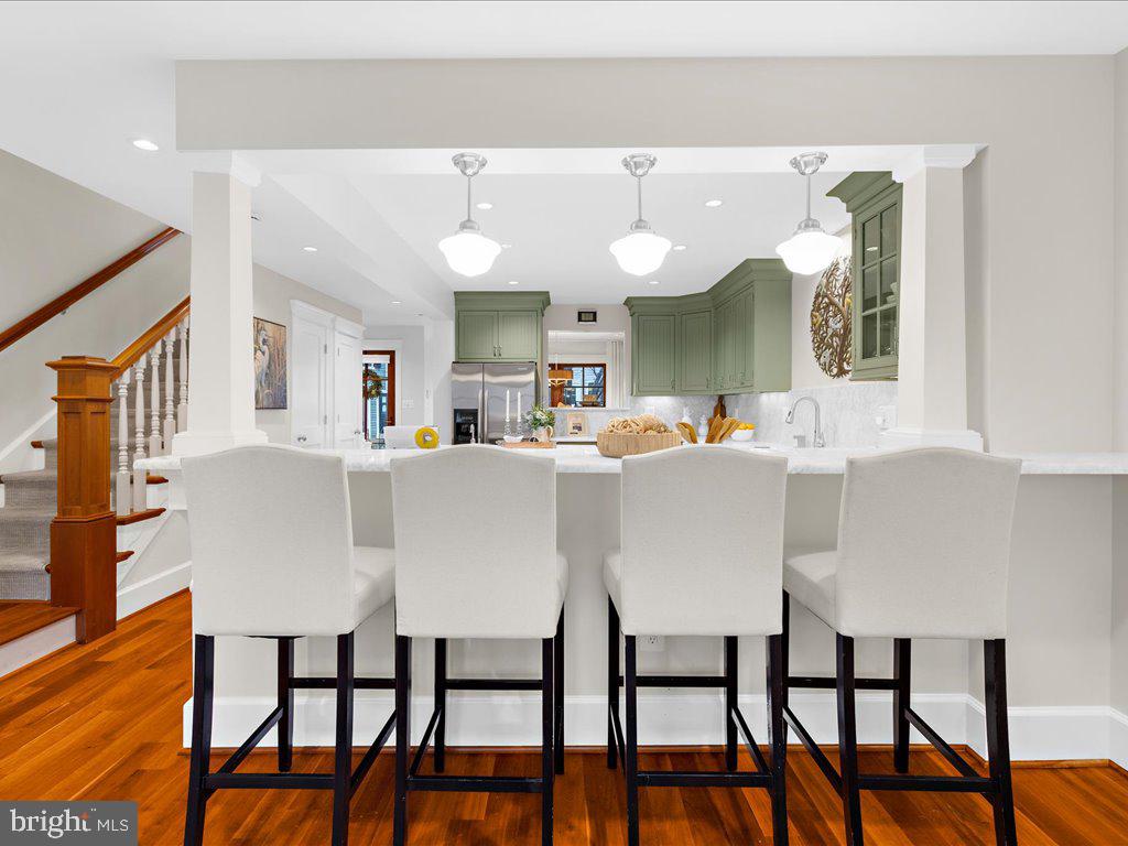 22 Dean St #2