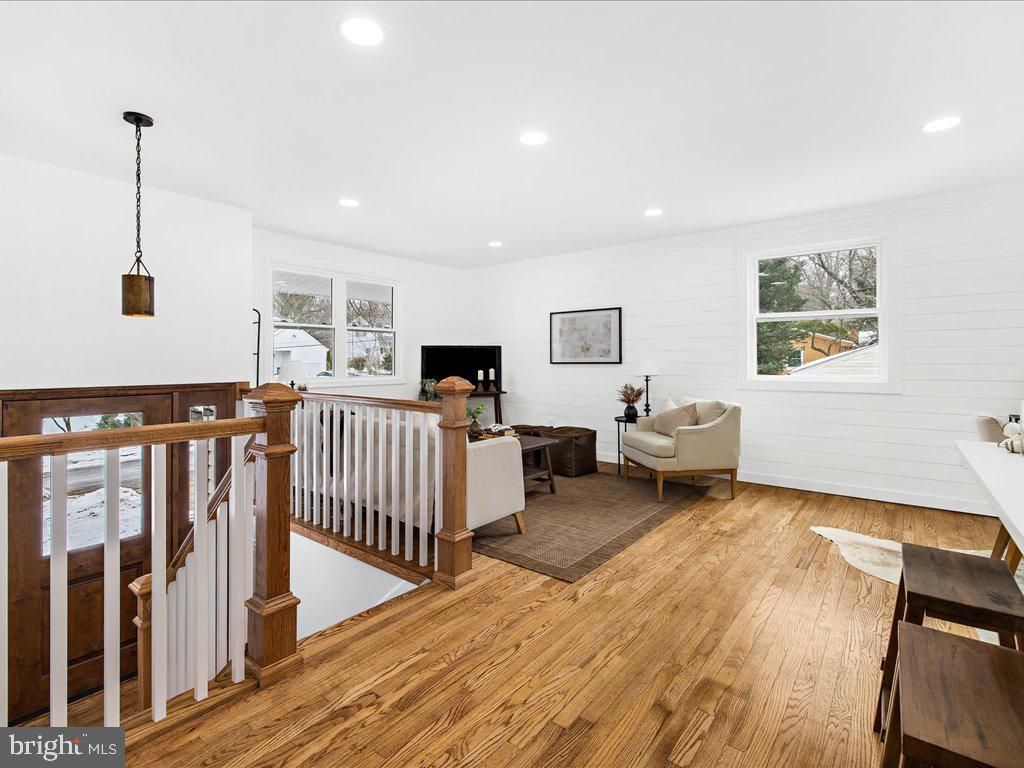 1152 Latrobe Dr
