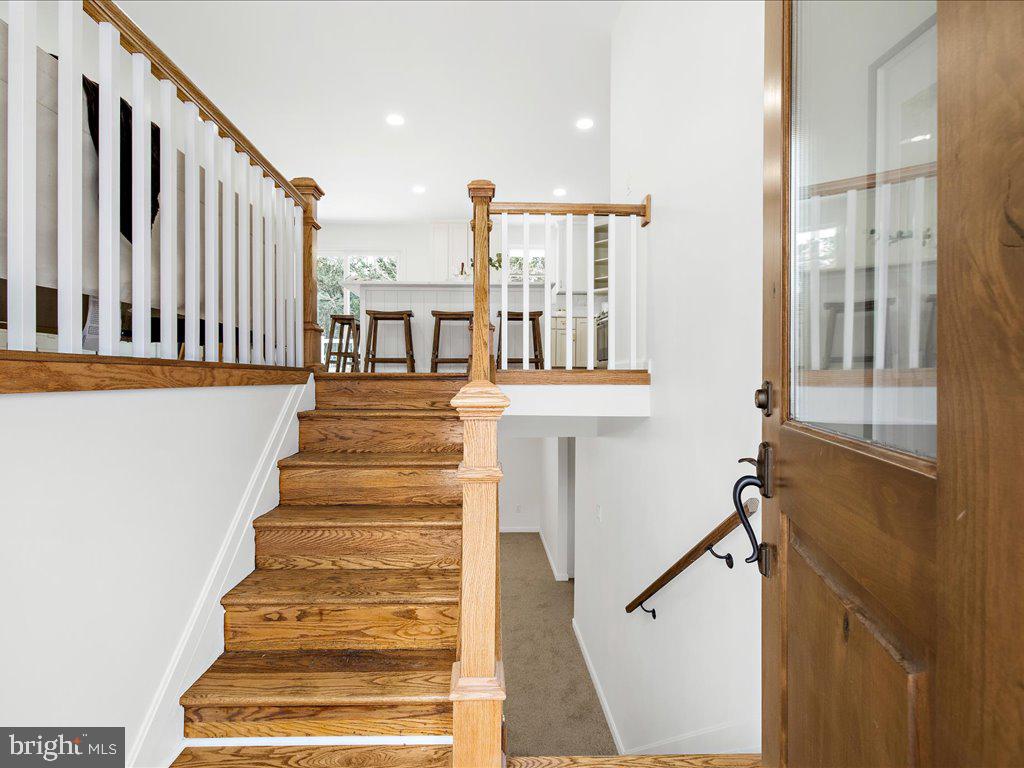 1152 Latrobe Dr